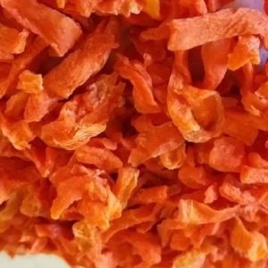 Szárított sárgarépa chips